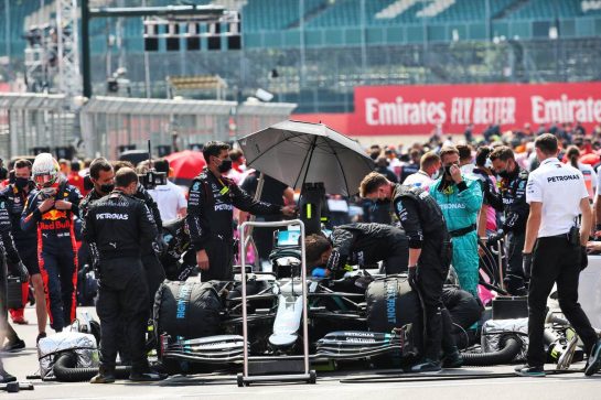 Valtteri Bottas (FIN) Mercedes AMG F1 W11 on the grid.
09.08.2020. Formula 1 World Championship, Rd 5, 70th Anniversary Grand Prix, Silverstone, England, Race Day.
- www.xpbimages.com, EMail: requests@xpbimages.com © Copyright: Batchelor / XPB Images