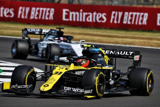 Esteban Ocon (FRA) Renault F1 Team RS20.
09.08.2020. Formula 1 World Championship, Rd 5, 70th Anniversary Grand Prix, Silverstone, England, Race Day.
- www.xpbimages.com, EMail: requests@xpbimages.com © Copyright: Batchelor / XPB Images