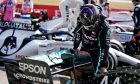 Lewis Hamilton (GBR) Mercedes AMG F1 W11 in parc ferme.