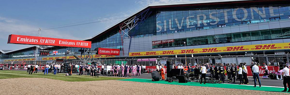 Daniel Ricciardo (AUS) Renault F1 Team RS20 on the grid. 09.08.2020.