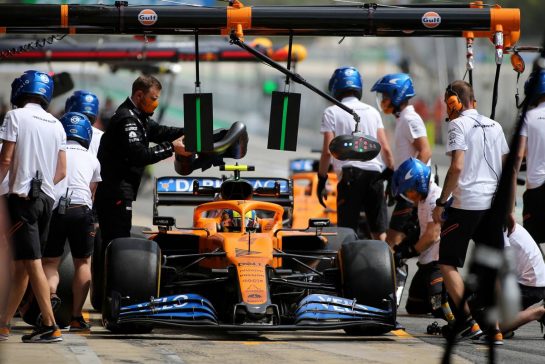 Lando Norris (GBR) McLaren MCL35 in the pits.
14.08.2020 Formula 1 World Championship, Rd 6, Spanish Grand Prix, Barcelona, Spain, Practice Day.
- www.xpbimages.com, EMail: requests@xpbimages.com © Copyright: Charniaux / XPB Images