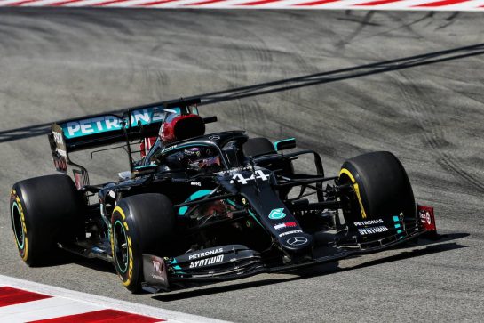 Lewis Hamilton (GBR) Mercedes AMG F1 W11.
14.08.2020 Formula 1 World Championship, Rd 6, Spanish Grand Prix, Barcelona, Spain, Practice Day.
- www.xpbimages.com, EMail: requests@xpbimages.com © Copyright: Batchelor / XPB Images