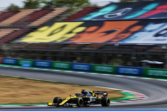 Daniel Ricciardo (AUS) Renault F1 Team RS20.
15.08.2020. Formula 1 World Championship, Rd 6, Spanish Grand Prix, Barcelona, Spain, Qualifying Day.
- www.xpbimages.com, EMail: requests@xpbimages.com © Copyright: Batchelor / XPB Images