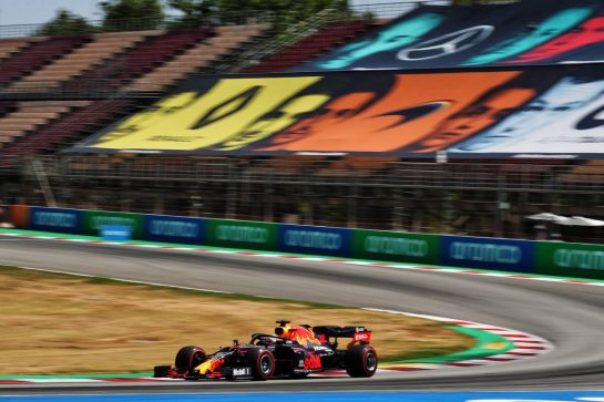 Max Verstappen (NLD) Red Bull Racing RB16.
15.08.2020. Formula 1 World Championship, Rd 6, Spanish Grand Prix, Barcelona, Spain, Qualifying Day.
- www.xpbimages.com, EMail: requests@xpbimages.com © Copyright: Batchelor / XPB Images