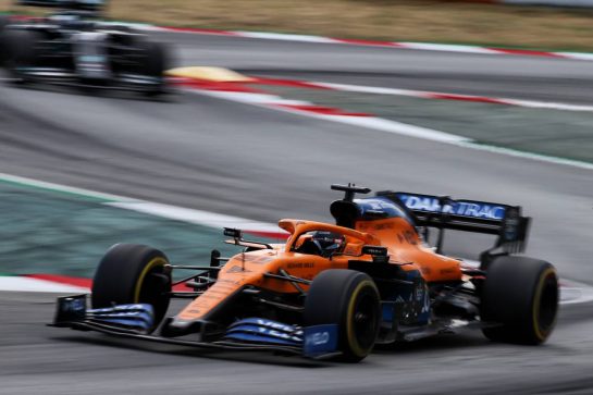 Carlos Sainz Jr (ESP) McLaren MCL35.
16.08.2020. Formula 1 World Championship, Rd 6, Spanish Grand Prix, Barcelona, Spain, Race Day.
- www.xpbimages.com, EMail: requests@xpbimages.com © Copyright: Batchelor / XPB Images