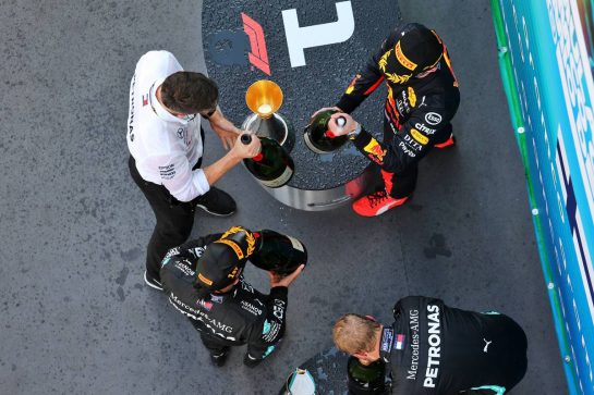 The podium: Max Verstappen (NLD) Red Bull Racing, second; Lewis Hamilton (GBR) Mercedes AMG F1, race winner; Valtteri Bottas (FIN) Mercedes AMG F1, third.
16.08.2020. Formula 1 World Championship, Rd 6, Spanish Grand Prix, Barcelona, Spain, Race Day.
- www.xpbimages.com, EMail: requests@xpbimages.com © Copyright: Filipe / XPB Images