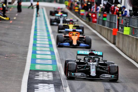 Lewis Hamilton (GBR) Mercedes AMG F1 W11.
29.08.2020. Formula 1 World Championship, Rd 7, Belgian Grand Prix, Spa Francorchamps, Belgium, Qualifying Day.
- www.xpbimages.com, EMail: requests@xpbimages.com - copy of publication required for printed pictures. Every used picture is fee-liable. © Copyright: Charniaux / XPB Images