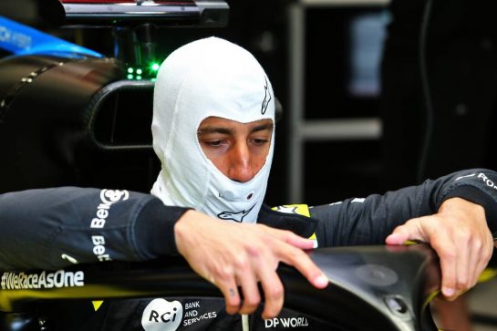 Daniel Ricciardo (AUS) Renault F1 Team RS20.
29.08.2020. Formula 1 World Championship, Rd 7, Belgian Grand Prix, Spa Francorchamps, Belgium, Qualifying Day.
- www.xpbimages.com, EMail: requests@xpbimages.com © Copyright: Moy / XPB Images