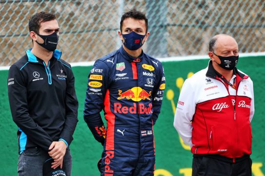 (L to R): Nicholas Latifi (CDN) Williams Racing; Alexander Albon (THA) Red Bull Racing; Frederic Vasseur (FRA) Alfa Romeo Racing Team Principal - a minute's silence for Anthoine Hubert is observed before the F2 race.
29.08.2020. Formula 1 World Championship, Rd 7, Belgian Grand Prix, Spa Francorchamps, Belgium, Qualifying Day.
- www.xpbimages.com, EMail: requests@xpbimages.com © Copyright: Moy / XPB Images