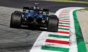 Mercedes developed engine in anticipation of 'party mode' ban - Wolff