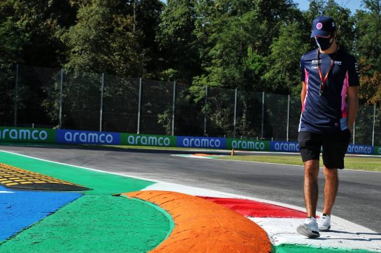 Lance Stroll (CDN) Racing Point F1 Team walks the circuit.
03.09.2020. Formula 1 World Championship, Rd 8, Italian Grand Prix, Monza, Italy, Preparation Day.
- www.xpbimages.com, EMail: requests@xpbimages.com © Copyright: Batchelor / XPB Images