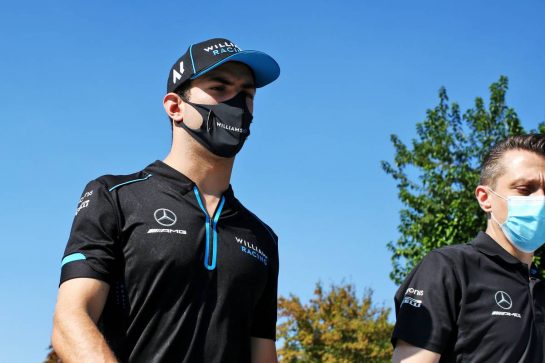 Nicholas Latifi (CDN) Williams Racing walks the circuit with the team.
03.09.2020. Formula 1 World Championship, Rd 8, Italian Grand Prix, Monza, Italy, Preparation Day.
- www.xpbimages.com, EMail: requests@xpbimages.com © Copyright: Batchelor / XPB Images