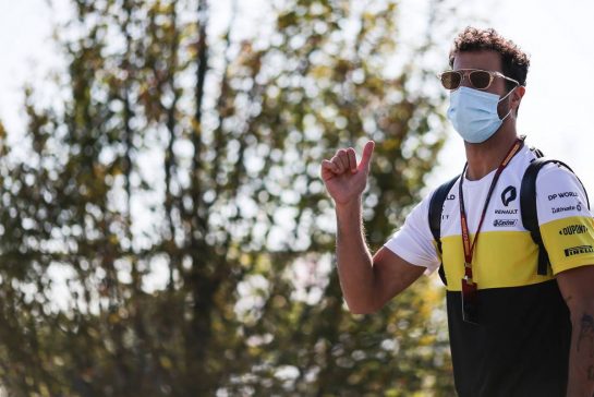 Daniel Ricciardo (AUS), Renault F1 Team 
03.09.2020. Formula 1 World Championship, Rd 8, Italian Grand Prix, Monza, Italy, Preparation Day.
- www.xpbimages.com, EMail: requests@xpbimages.com - copy of publication required for printed pictures. Every used picture is fee-liable. © Copyright: Charniaux / XPB Images