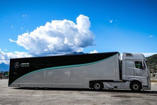 Mercedes AMG F1 truck heading from Spa to Monza.
03.09.2020. Formula 1 World Championship, Rd 8, Italian Grand Prix, Monza, Italy, Preparation Day.
- www.xpbimages.com, EMail: requests@xpbimages.com © Copyright: Moy / XPB Images