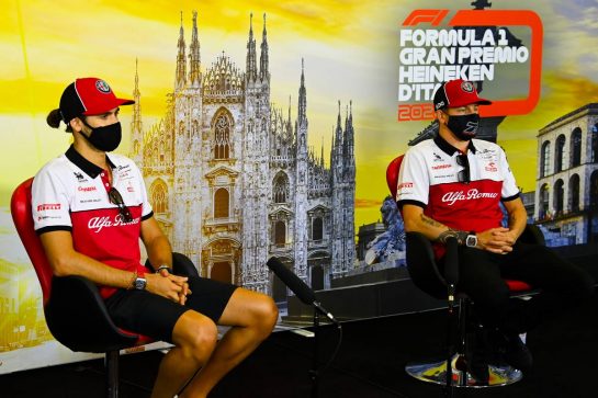 (L to R): Antonio Giovinazzi (ITA) Alfa Romeo Racing and Kimi Raikkonen (FIN) Alfa Romeo Racing in the FIA Press Conference.
03.09.2020. Formula 1 World Championship, Rd 8, Italian Grand Prix, Monza, Italy, Preparation Day.
- www.xpbimages.com, EMail: requests@xpbimages.com - copy of publication required for printed pictures. Every used picture is fee-liable. © Copyright: FIA Pool Image for Editorial Use Only