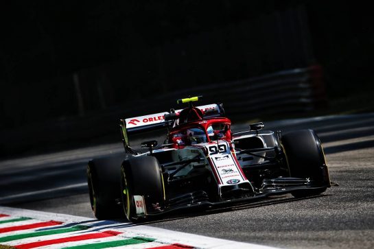 Antonio Giovinazzi (ITA) Alfa Romeo Racing C39.
04.09.2020. Formula 1 World Championship, Rd 8, Italian Grand Prix, Monza, Italy, Practice Day.
- www.xpbimages.com, EMail: requests@xpbimages.com © Copyright: Batchelor / XPB Images