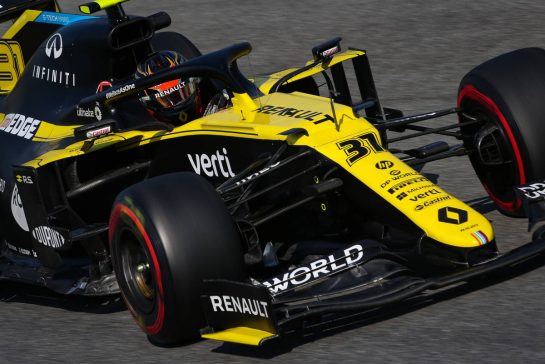 Esteban Ocon (FRA), Renault F1 Team 04.09.2020. Formula 1 World Championship, Rd 8, Italian Grand Prix, Monza, Italy, Practice Day.
- www.xpbimages.com, EMail: requests@xpbimages.com - copy of publication required for printed pictures. Every used picture is fee-liable. © Copyright: Charniaux / XPB Images