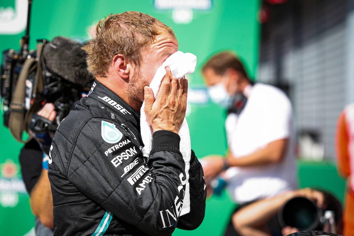 Valtteri Bottas (FIN) Mercedes AMG F1 in qualifying parc ferme.