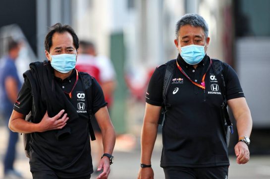 (L to R): Toyoharu Tanabe (JPN) Honda Racing F1 Technical Director with Masashi Yamamoto (JPN) Honda Racing F1 Managing Director.
10.09.2020. Formula 1 World Championship, Rd 9, Tuscan Grand Prix, Mugello, Italy, Preparation Day.
- www.xpbimages.com, EMail: requests@xpbimages.com © Copyright: Moy / XPB Images