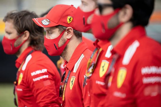 Sebastian Vettel (GER) Ferrari walks the circuit with the team.
10.09.2020. Formula 1 World Championship, Rd 9, Tuscan Grand Prix, Mugello, Italy, Preparation Day.
- www.xpbimages.com, EMail: requests@xpbimages.com © Copyright: Bearne / XPB Images