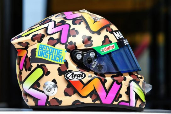 The helmet of Daniel Ricciardo (AUS) Renault F1 Team.
10.09.2020. Formula 1 World Championship, Rd 9, Tuscan Grand Prix, Mugello, Italy, Preparation Day.
- www.xpbimages.com, EMail: requests@xpbimages.com © Copyright: Moy / XPB Images