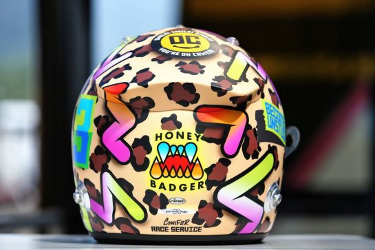 The helmet of Daniel Ricciardo (AUS) Renault F1 Team.
10.09.2020. Formula 1 World Championship, Rd 9, Tuscan Grand Prix, Mugello, Italy, Preparation Day.
- www.xpbimages.com, EMail: requests@xpbimages.com © Copyright: Moy / XPB Images