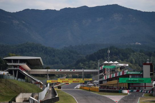 Track Atmosphere, main straight
10.09.2020. Formula 1 World Championship, Rd 9, Tuscan Grand Prix, Mugello, Italy, Preparation Day.
- www.xpbimages.com, EMail: requests@xpbimages.com © Copyright: Charniaux / XPB Images