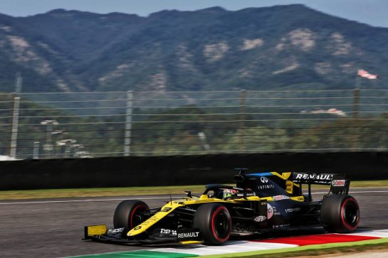 Daniel Ricciardo (AUS) Renault F1 Team RS20.
11.09.2020. Formula 1 World Championship, Rd 9, Tuscan Grand Prix, Mugello, Italy, Practice Day.
- www.xpbimages.com, EMail: requests@xpbimages.com © Copyright: Batchelor / XPB Images