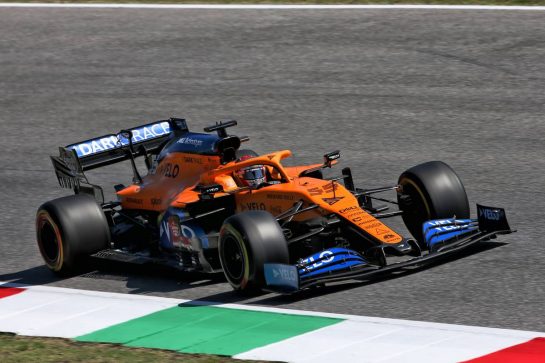 Carlos Sainz Jr (ESP) McLaren MCL35.
12.09.2020. Formula 1 World Championship, Rd 9, Tuscan Grand Prix, Mugello, Italy, Qualifying Day.
- www.xpbimages.com, EMail: requests@xpbimages.com © Copyright: Batchelor / XPB Images