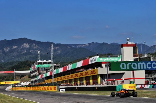 Lando Norris (GBR) McLaren MCL35.
12.09.2020. Formula 1 World Championship, Rd 9, Tuscan Grand Prix, Mugello, Italy, Qualifying Day.
- www.xpbimages.com, EMail: requests@xpbimages.com © Copyright: Batchelor / XPB Images