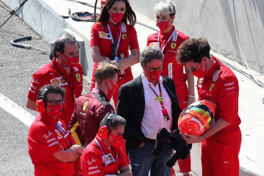 Mick Schumacher (GER) Prema Racing Formula 2 Driver with Louis Camilleri (ITA) Ferrari Chief Executive Officer and Mattia Binotto (ITA) Ferrari Team Principal.
13.09.2020. Formula 1 World Championship, Rd 9, Tuscan Grand Prix, Mugello, Italy, Race Day.
- www.xpbimages.com, EMail: requests@xpbimages.com © Copyright: Batchelor / XPB Images