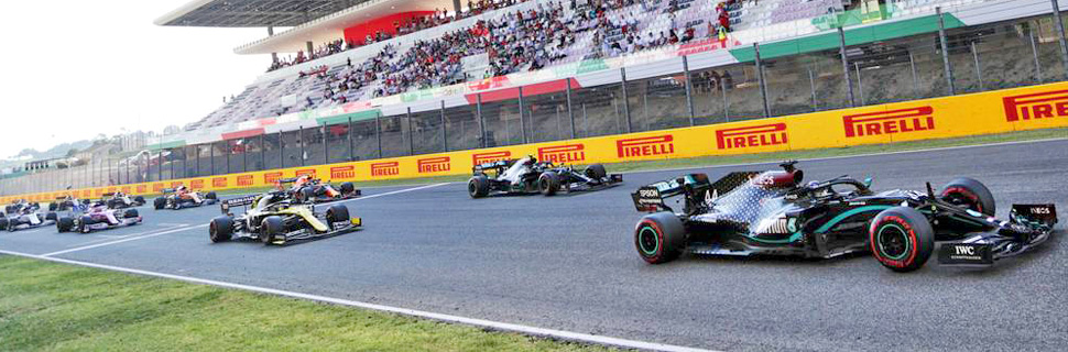 Lewis Hamilton (GBR) Mercedes AMG F1 W11 leads at the restart of the race.