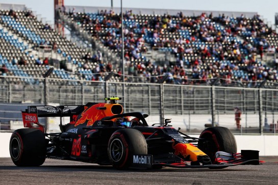 Alexander Albon (THA) Red Bull Racing RB16.
25.09.2020. Formula 1 World Championship, Rd 10, Russian Grand Prix, Sochi Autodrom, Sochi, Russia, Practice Day.
- www.xpbimages.com, EMail: requests@xpbimages.com © Copyright: Batchelor / XPB Images