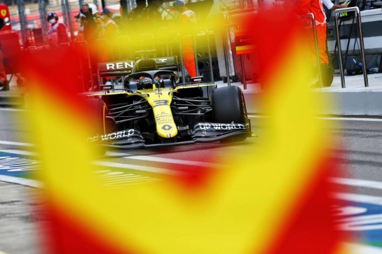 Daniel Ricciardo (AUS) Renault F1 Team RS20.
26.09.2020. Formula 1 World Championship, Rd 10, Russian Grand Prix, Sochi Autodrom, Sochi, Russia, Qualifying Day.
- www.xpbimages.com, EMail: requests@xpbimages.com © Copyright: Moy / XPB Images