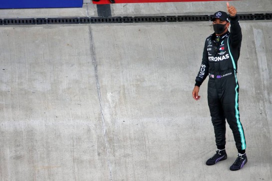 Lewis Hamilton (GBR) Mercedes AMG F1 celebrates his pole position in qualifying parc ferme.
26.09.2020. Formula 1 World Championship, Rd 10, Russian Grand Prix, Sochi Autodrom, Sochi, Russia, Qualifying Day.
- www.xpbimages.com, EMail: requests@xpbimages.com © Copyright: Batchelor / XPB Images