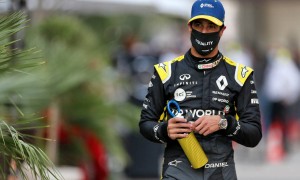 Ricciardo 'can't complain' with P5 in Sochi qualifying