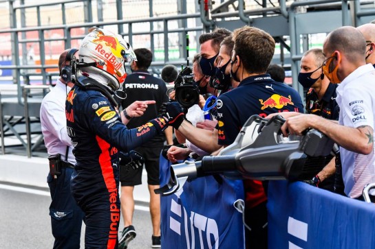 Max Verstappen (NLD) Red Bull Racing celebrates his second position with the team in qualifying parc ferme.
26.09.2020. Formula 1 World Championship, Rd 10, Russian Grand Prix, Sochi Autodrom, Sochi, Russia, Qualifying Day.
- www.xpbimages.com, EMail: requests@xpbimages.com © Copyright: FIA Pool Image for Editorial Use Only