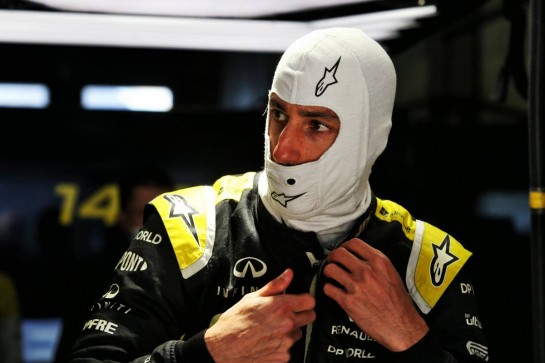Daniel Ricciardo (AUS) Renault F1 Team RS20.
10.10.2020. Formula 1 World Championship, Rd 11, Eifel Grand Prix, Nurbugring, Germany, Qualifying Day.
- www.xpbimages.com, EMail: requests@xpbimages.com © Copyright: Moy / XPB Images
