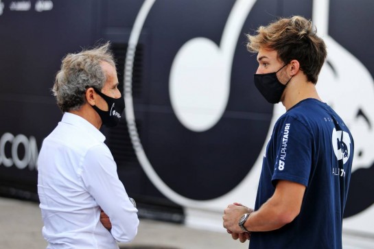 (L to R): Alain Prost (FRA) Renault F1 Team Non-Executive Director with Pierre Gasly (FRA) AlphaTauri.
22.10.2020. Formula 1 World Championship, Rd 12, Portuguese Grand Prix, Portimao, Portugal, Preparation Day.
- www.xpbimages.com, EMail: requests@xpbimages.com © Copyright: Moy / XPB Images
