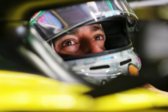 Daniel Ricciardo (AUS) Renault F1 Team RS20.
23.10.2020. Formula 1 World Championship, Rd 12, Portuguese Grand Prix, Portimao, Portugal, Practice Day.
- www.xpbimages.com, EMail: requests@xpbimages.com © Copyright: Moy / XPB Images