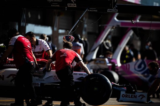 Antonio Giovinazzi (ITA) Alfa Romeo Racing C39.
23.10.2020. Formula 1 World Championship, Rd 12, Portuguese Grand Prix, Portimao, Portugal, Practice Day.
- www.xpbimages.com, EMail: requests@xpbimages.com © Copyright: Bearne / XPB Images