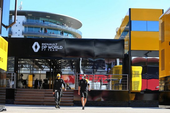 Esteban Ocon (FRA) Renault F1 Team.
24.10.2020. Formula 1 World Championship, Rd 12, Portuguese Grand Prix, Portimao, Portugal, Qualifying Day.
- www.xpbimages.com, EMail: requests@xpbimages.com © Copyright: Moy / XPB Images