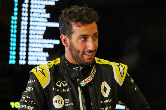 Daniel Ricciardo (AUS) Renault F1 Team.
24.10.2020. Formula 1 World Championship, Rd 12, Portuguese Grand Prix, Portimao, Portugal, Qualifying Day.
- www.xpbimages.com, EMail: requests@xpbimages.com © Copyright: Moy / XPB Images