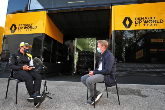 (L to R): Fernando Alonso (ESP) Renault F1 Team with Simon Lazenby (GBR) Sky Sports F1 TV Presenter.
30.10.2020. Formula 1 World Championship, Rd 13, Emilia Romagna Grand Prix, Imola, Italy, Practice Day.
- www.xpbimages.com, EMail: requests@xpbimages.com © Copyright: Moy / XPB Images