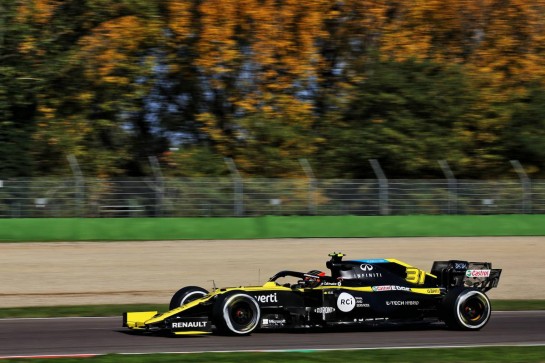 Esteban Ocon (FRA) Renault F1 Team RS20.
31.10.2020. Formula 1 World Championship, Rd 13, Emilia Romagna Grand Prix, Imola, Italy, Qualifying Day.
- www.xpbimages.com, EMail: requests@xpbimages.com © Copyright: Batchelor / XPB Images