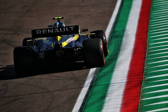 Esteban Ocon (FRA) Renault F1 Team RS20.
31.10.2020. Formula 1 World Championship, Rd 13, Emilia Romagna Grand Prix, Imola, Italy, Qualifying Day.
- www.xpbimages.com, EMail: requests@xpbimages.com © Copyright: Batchelor / XPB Images