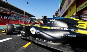 Renault hands juniors F1 test outing in Bahrain