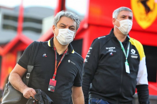 Luca de Meo (ITA) Groupe Renault Chief Executive Officer.
01.11.2020. Formula 1 World Championship, Rd 13, Emilia Romagna Grand Prix, Imola, Italy, Race Day.
- www.xpbimages.com, EMail: requests@xpbimages.com © Copyright: Moy / XPB Images