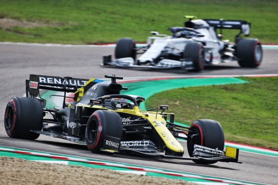 Daniel Ricciardo (AUS) Renault F1 Team RS20.
01.11.2020. Formula 1 World Championship, Rd 13, Emilia Romagna Grand Prix, Imola, Italy, Race Day.
- www.xpbimages.com, EMail: requests@xpbimages.com © Copyright: Charniaux / XPB Images