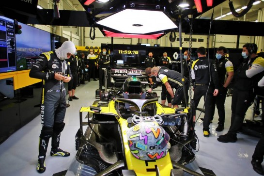 Daniel Ricciardo (AUS) Renault F1 Team RS20.
14.11.2020. Formula 1 World Championship, Rd 14, Turkish Grand Prix, Istanbul, Turkey, Qualifying Day.
- www.xpbimages.com, EMail: requests@xpbimages.com © Copyright: Charniaux / XPB Images